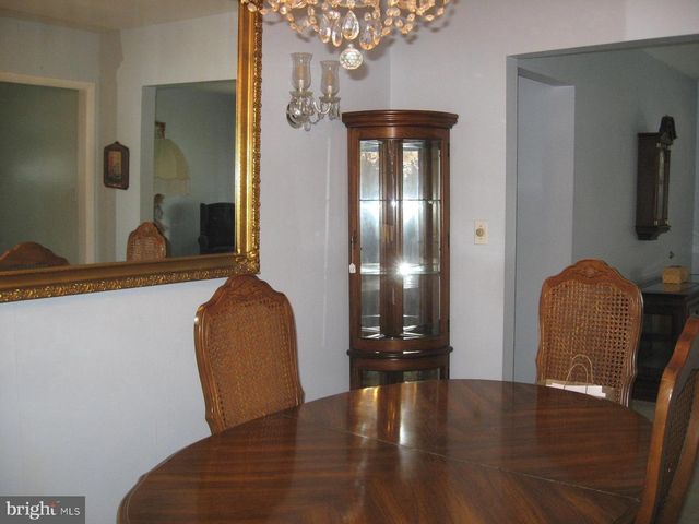 16 PARKWIND CT, Baltimore, MD 21234