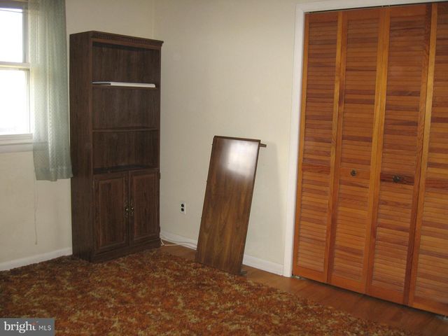 16 PARKWIND CT, Baltimore, MD 21234