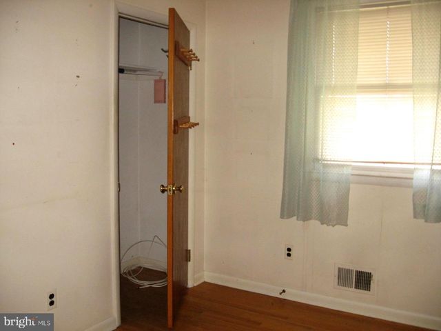 16 PARKWIND CT, Baltimore, MD 21234