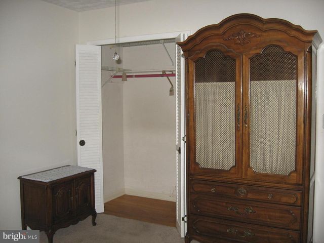 16 PARKWIND CT, Baltimore, MD 21234