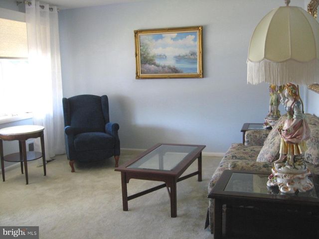 16 PARKWIND CT, Baltimore, MD 21234