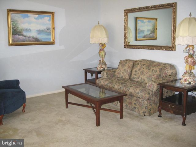 16 PARKWIND CT, Baltimore, MD 21234