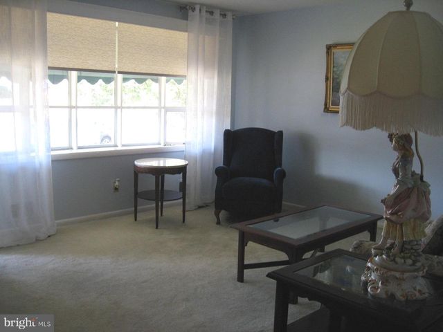 16 PARKWIND CT, Baltimore, MD 21234