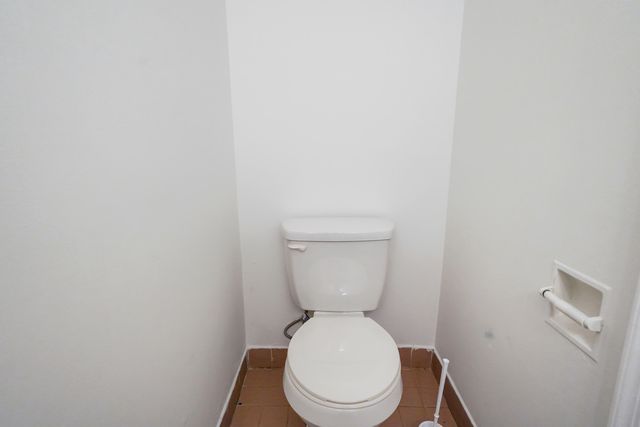 5070 Elmhurst Road F, West Palm Beach, FL 33417