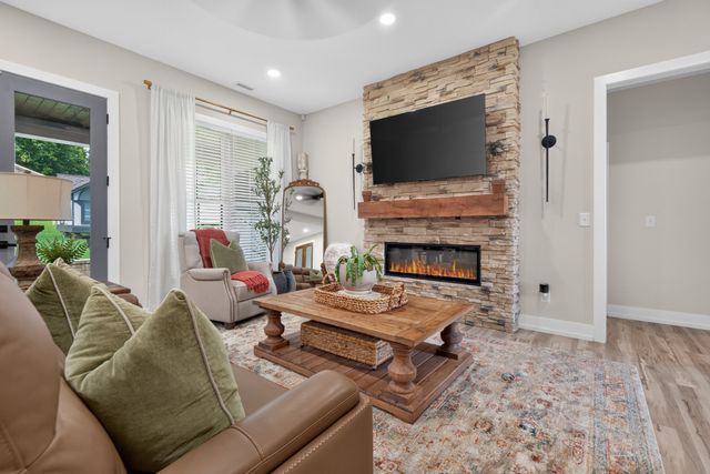 206 Country Club Rd, Winchester, TN 37398