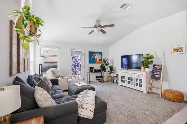 14008 Kira LN, Manor, TX 78653