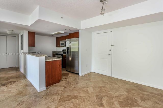 1555 N Treasure Dr 206, North Bay Village, FL 33141