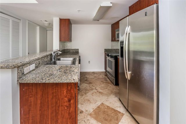 1555 N Treasure Dr 206, North Bay Village, FL 33141