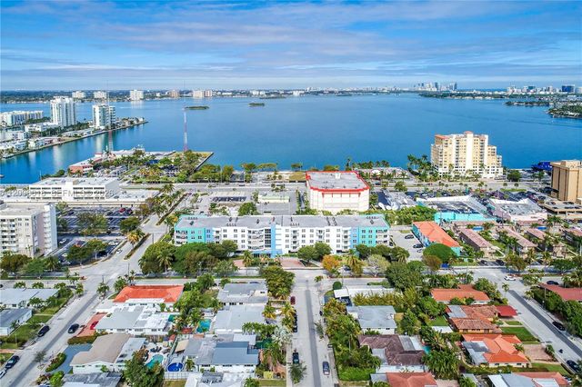 1555 N Treasure Dr 206, North Bay Village, FL 33141