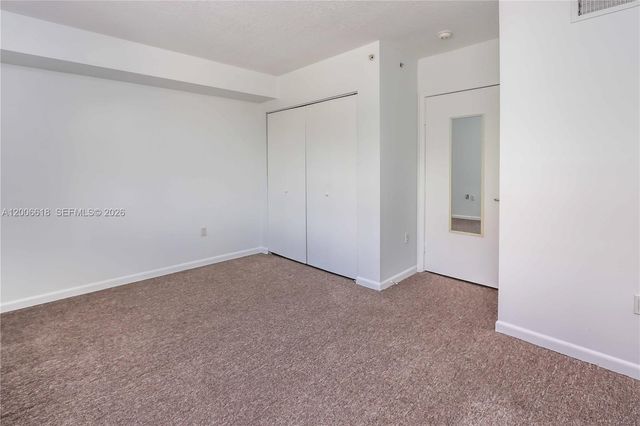 1555 N Treasure Dr 206, North Bay Village, FL 33141