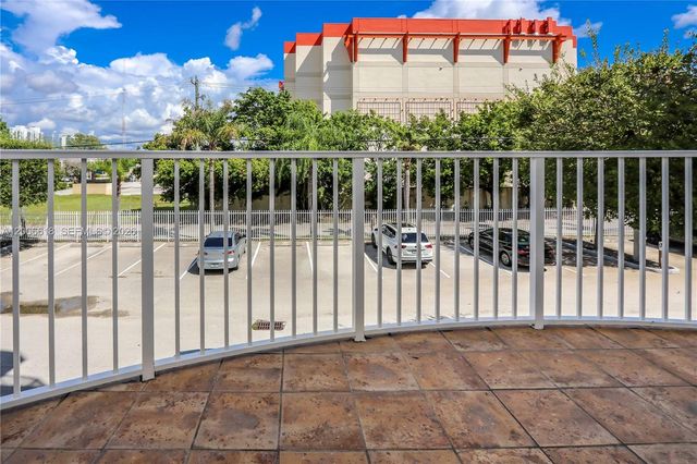 1555 N Treasure Dr 206, North Bay Village, FL 33141