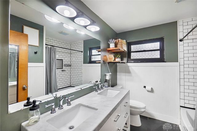 4320 Renwood Drive, Dayton, OH 45429