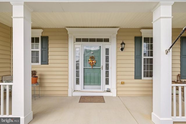 561 CHICKAMAUGA DR, Harpers Ferry, WV 25425