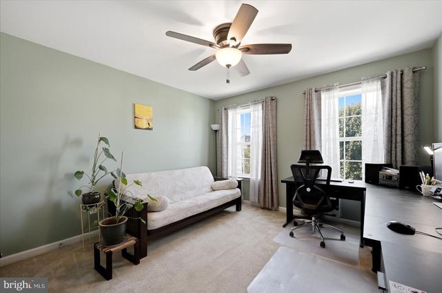 561 CHICKAMAUGA DR, Harpers Ferry, WV 25425
