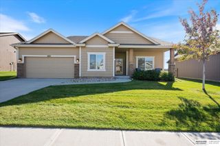 18117 Camden Avenue, Elkhorn, NE 68022