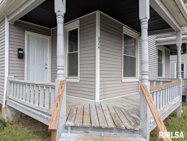 824 W 14TH Street, Davenport, IA 52804