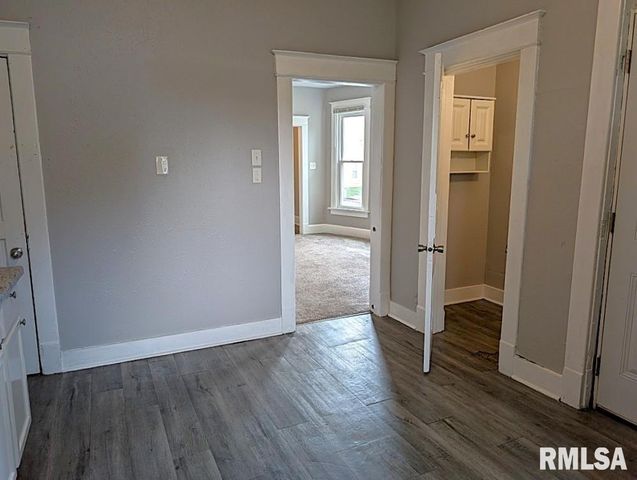 824 W 14TH Street, Davenport, IA 52804