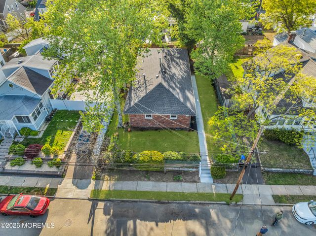67 Beacon Boulevard, Keansburg, NJ 07734