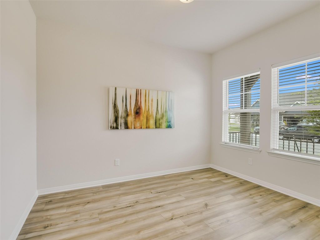 2818 Rustic Hills DR, Round Rock, TX 78665