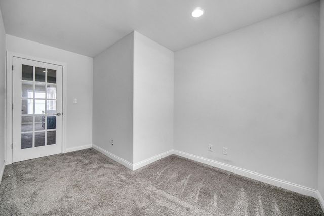 14 Laura Nell Lane, Valparaiso, IN 46383