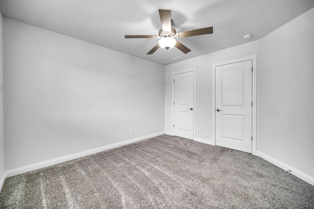 14 Laura Nell Lane, Valparaiso, IN 46383