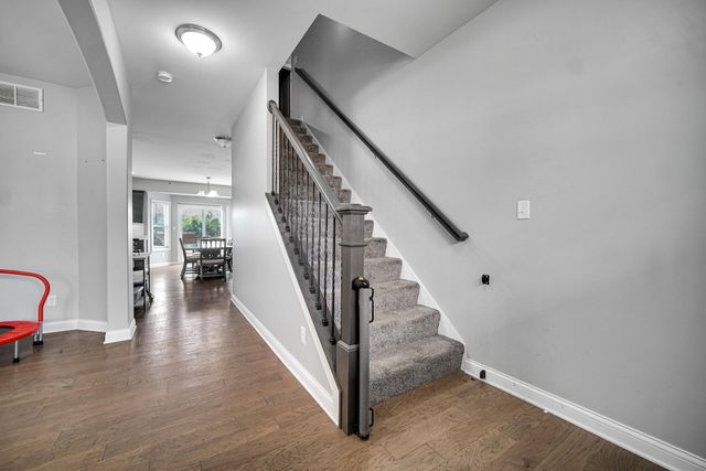 14 Laura Nell Lane, Valparaiso, IN 46383