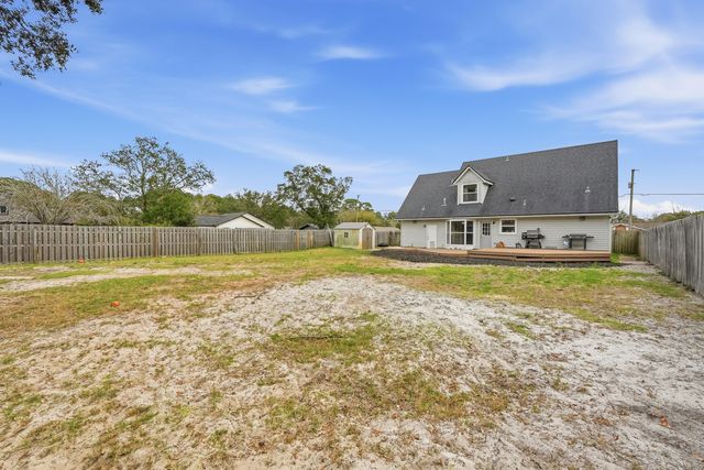 231 Michael Avenue, Mary Esther, FL 32569