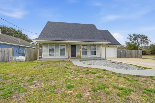 231 Michael Avenue, Mary Esther, FL 32569