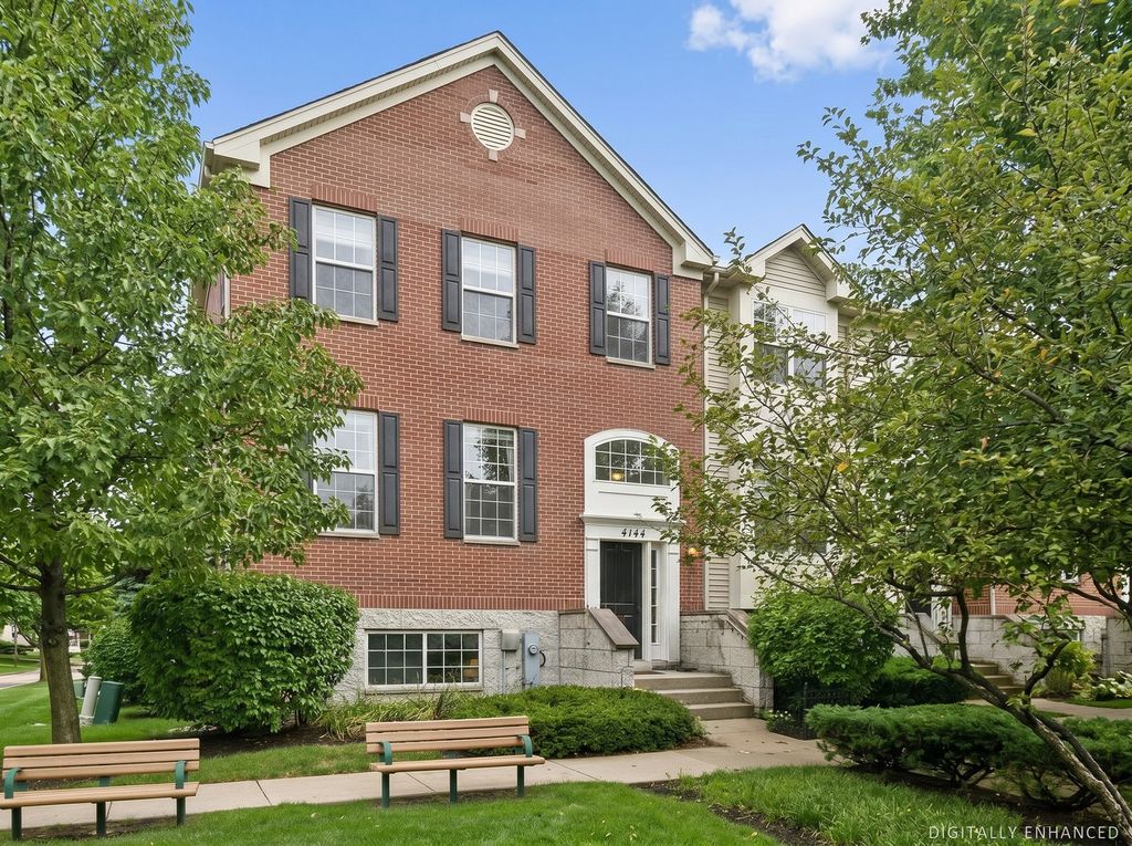 Image 1 of property listing at 4144 Milford Lane, Aurora, IL 60504