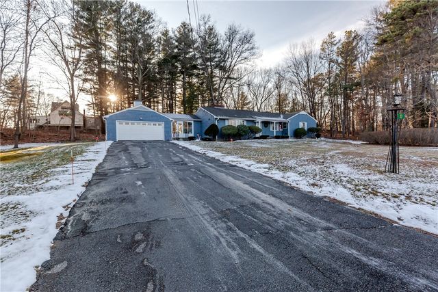 23 Roselawn Avenue, North Smithfield, RI 02824