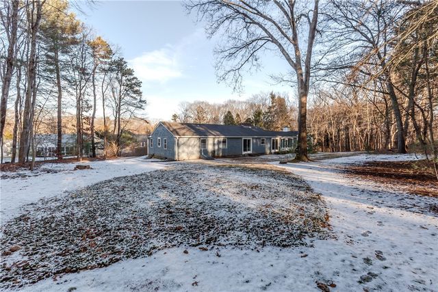 23 Roselawn Avenue, North Smithfield, RI 02824