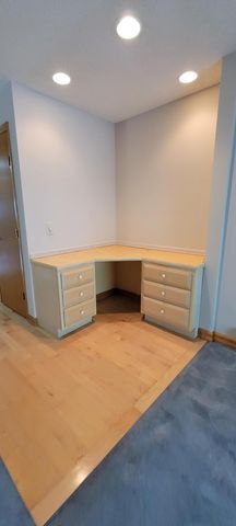 12922 Nicollet Avenue 202, Burnsville, MN 55337