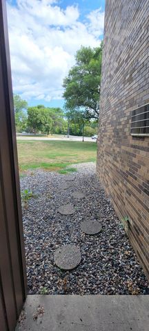 12922 Nicollet Avenue 202, Burnsville, MN 55337