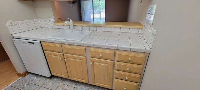 12922 Nicollet Avenue 202, Burnsville, MN 55337