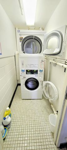 12922 Nicollet Avenue 202, Burnsville, MN 55337