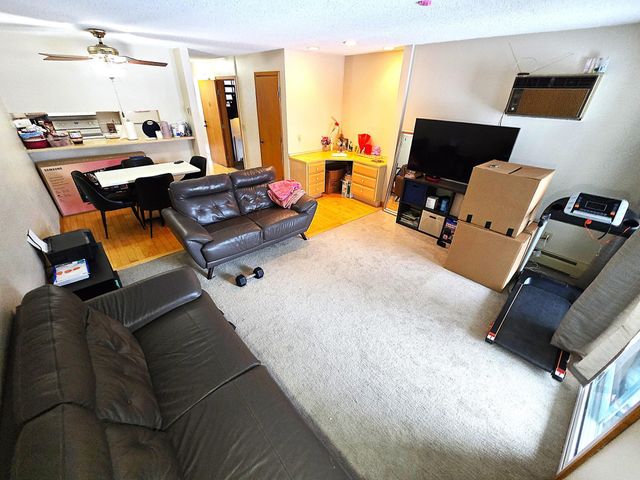 12922 Nicollet Avenue 202, Burnsville, MN 55337