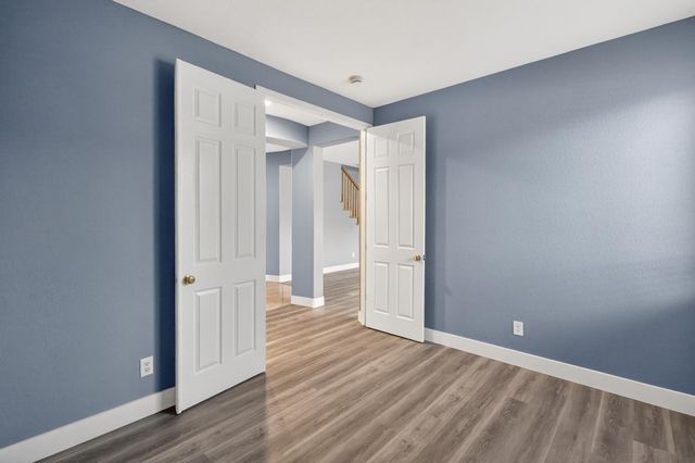 9234 Rushing Creek Way, Elk Grove, CA 95624