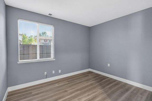 9234 Rushing Creek Way, Elk Grove, CA 95624