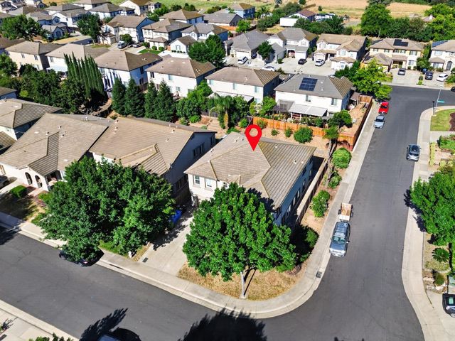 9234 Rushing Creek Way, Elk Grove, CA 95624