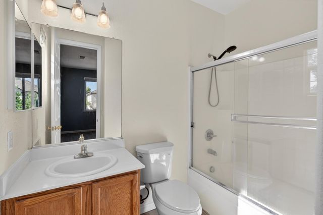 9234 Rushing Creek Way, Elk Grove, CA 95624