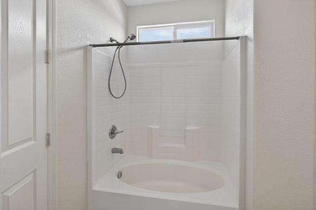 9234 Rushing Creek Way, Elk Grove, CA 95624