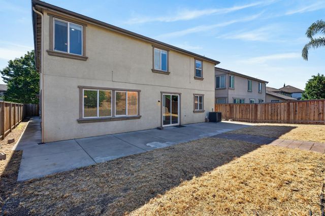 9234 Rushing Creek Way, Elk Grove, CA 95624