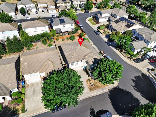 9234 Rushing Creek Way, Elk Grove, CA 95624