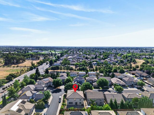 9234 Rushing Creek Way, Elk Grove, CA 95624