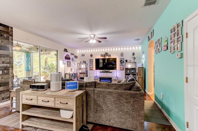 2943 ETOWAH PARK BOULEVARD, Tavares, FL 32778