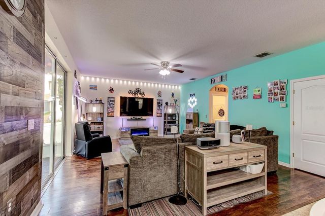 2943 ETOWAH PARK BOULEVARD, Tavares, FL 32778