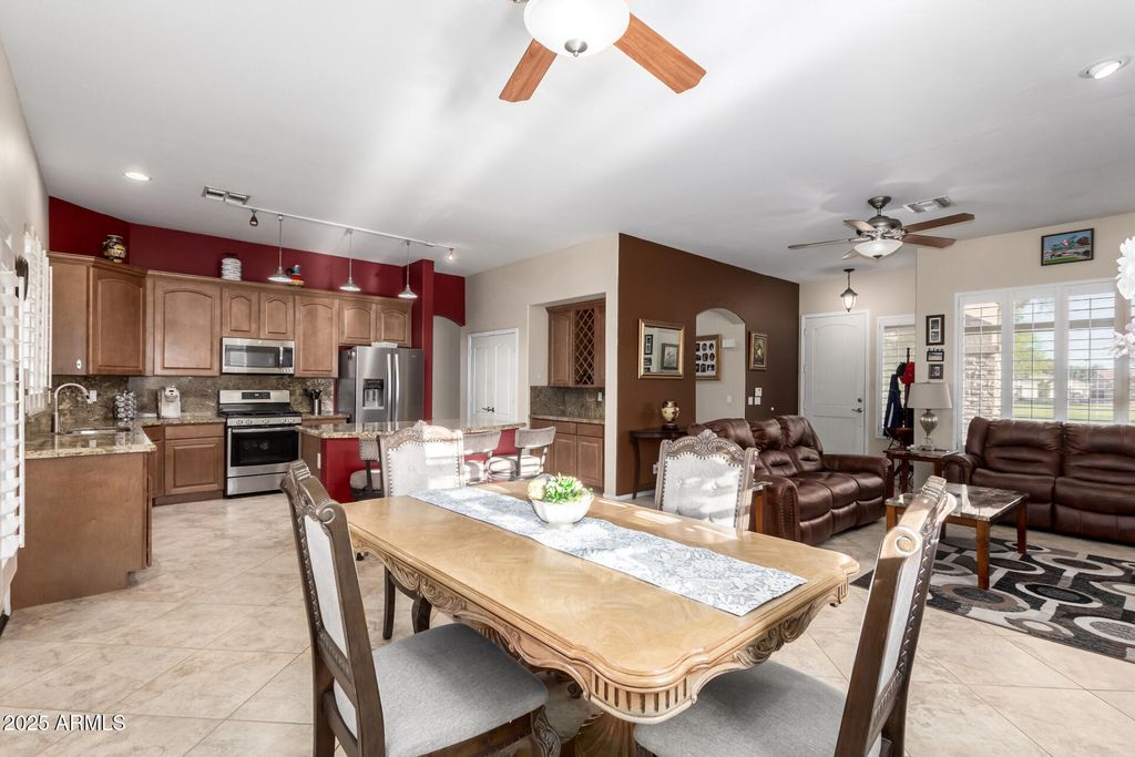 property-img