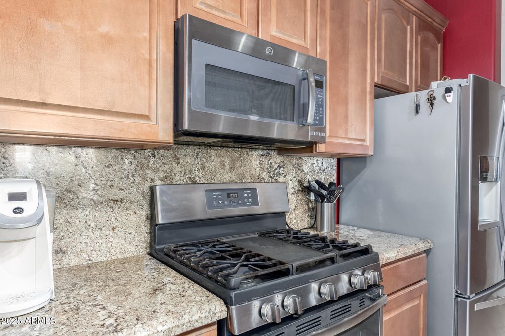 property-img