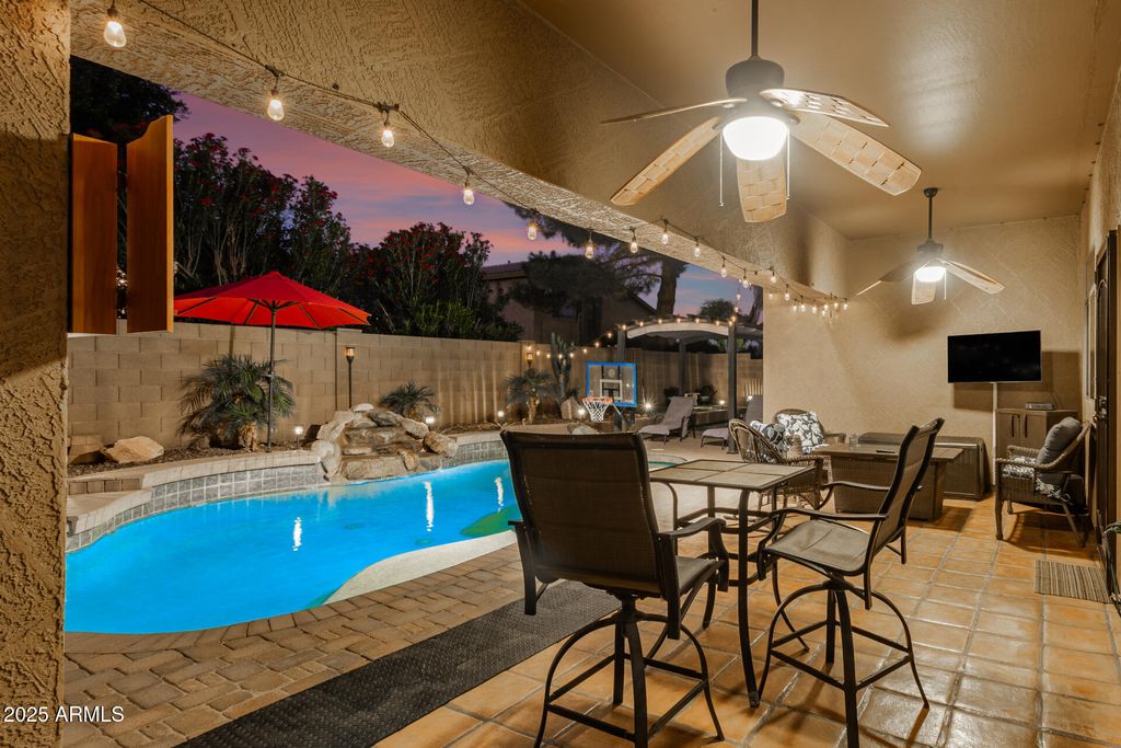 property-img