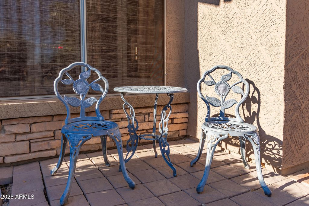 property-img
